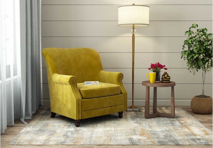 Murk Lounge Chair (Velvet Amber Gold)